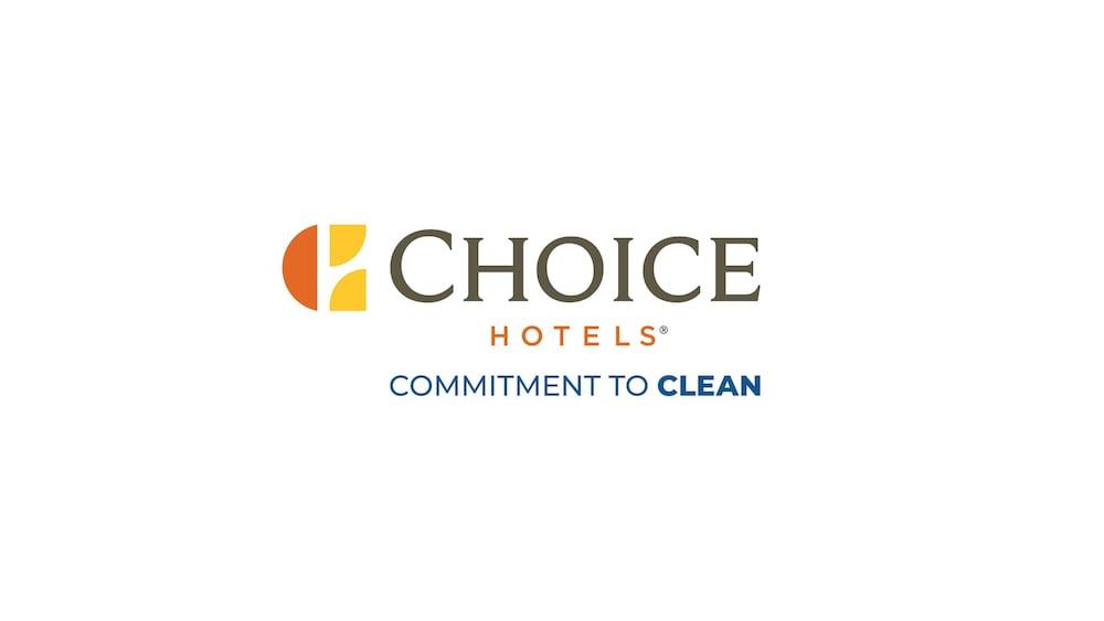 Quality Inn & Suites Сакраменто Екстериор снимка