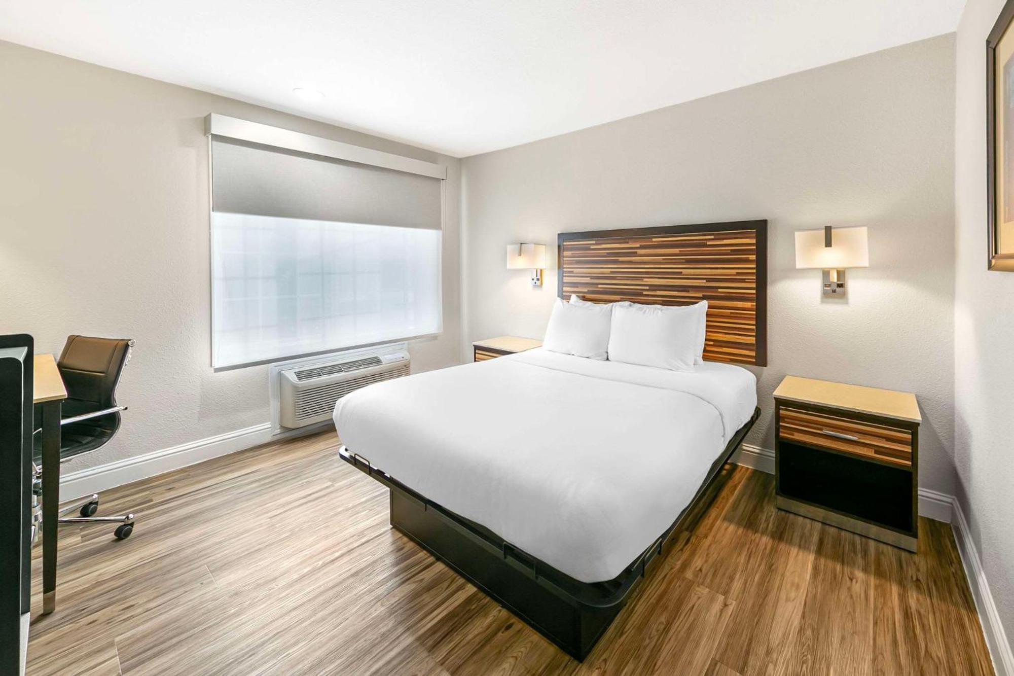 Quality Inn & Suites Сакраменто Екстериор снимка